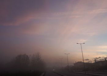 Ο Καιρός σήμερα: Λίγες νεφώσεις κατά τόπους και κατά περιόδους αυξημένες