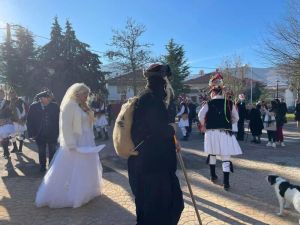 Οι Μωμόγεροι στην Ασβεστόπετρα