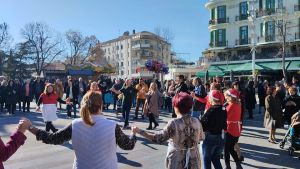 Στην κεντρική Πλατεία Κοζάνης  το γιαπράκι είχε την τιμητική του