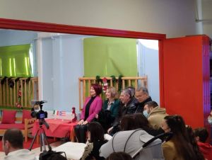 Τα μωρά «ξετραλάθηκαν»… στο παιχνίδι και τον χορό