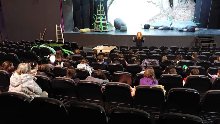 ΔΗ.Π.ΕΘΕ. Κοζάνης – Παιδική Σκηνή: Τζιτζιμιτζιχοτζιριά