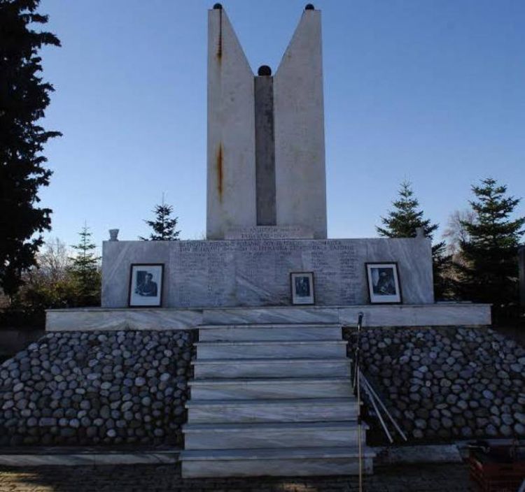 Ετήσιο μνημόσυνο  εκτελεσθέντων του 1944 στα Νταμάρια Παναγιάς Κοζάνης 