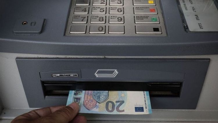 Κατώτατος μισθός: 4 + 1 απαντήσεις σχετικά με την αύξηση