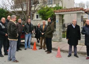 Κινητοποίηση διαμαρτυρίας στην Διεύθυνση Δευτεροβάθμιας από την ΕΛΜΕ Κοζάνης