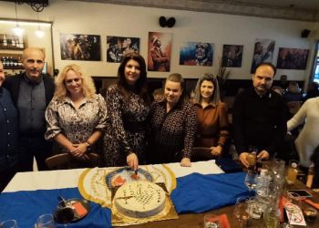 Κοπή πίτας αστυνομικών και βράβευση στον Θωμά Δέδε 