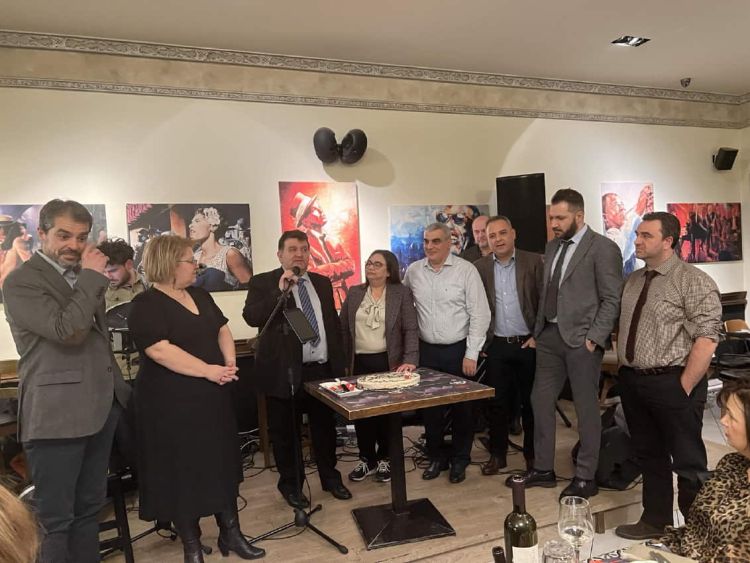 Οι γιατροί της Κοζάνης έκοψαν βασιλόπιτα