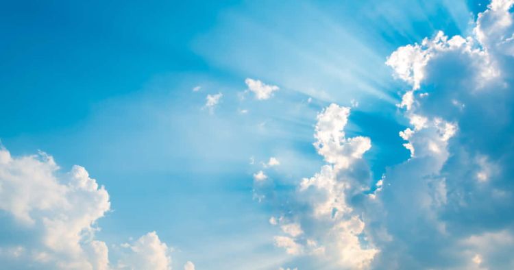 Ο Καιρός σήμερα: Γενικά αίθριος, με λίγες τοπικές νεφώσεις