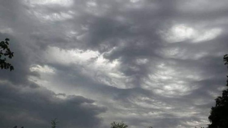 Ο Καιρός σήμερα: Νεφώσεις παροδικά αυξημένες με τοπικές βροχές και πιθανώς μεμονωμένες καταιγίδες