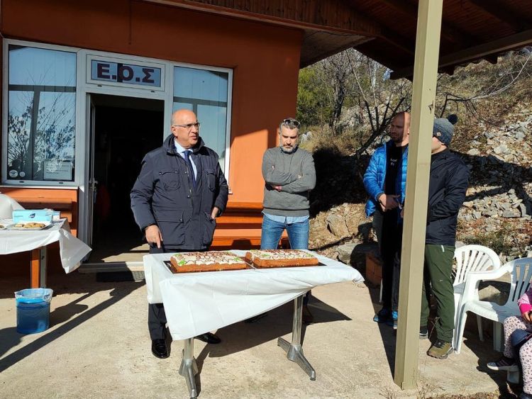 Παρουσία του Μιχαλη Παπαδόπουλου η κοπή της βασιλόπιτάς του ΕΟΣ