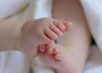 Στα επείγοντα στο Μαμάτσειο το 45 ημερών τρίτο αδερφάκι των παιδιών που νοσηλεύονται σε Αθήνα και Θεσσαλονίκη