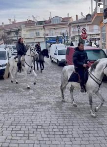 Αναχώρησαν το πρωί της Δευτέρας,  οι καβαλάρηδες του Κρόκου,  για την Ζάβορδα
