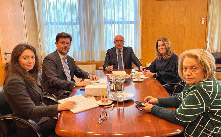 Ο Υφυπουργός Μεταφορών Μιχάλης Παπαδόπουλος συναντήθηκε  με τον Πρέσβη της Μολδαβίας andrei popov