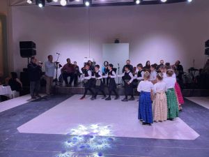 Ο χορός των Μικρασιατών Κοζάνης