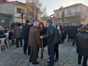 Το έθιμο του Αη Γιάννη στη Λευκοπηγή Το έθιμο του Αη Γιάννη στη Λευκοπηγή