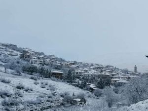 Χωρίς προβλήματα το πρώτο χιόνι.. Χωρίς προβλήματα το πρώτο χιόνι..