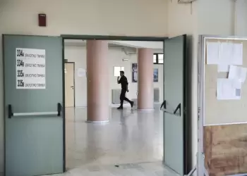 Κλειστά τα σχολεία νωρίτερα το Πάσχα