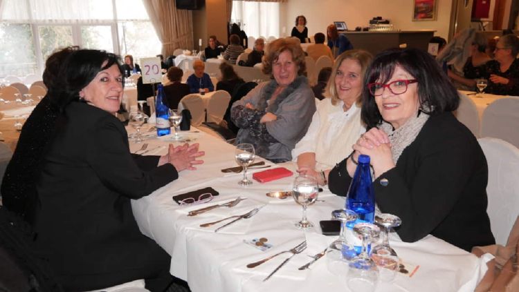 Με επιτυχία η εκδήλωση κοπής της βασιλόπιτας του Τμήματος Παραδοσιακών Χορών του Δήμου Γρεβενών