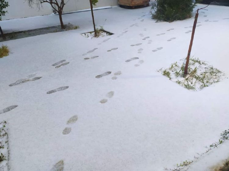 Ο Καιρός σήμερα: Νεφώσεις παροδικά αυξημένες με ασθενείς χιονοπτώσεις