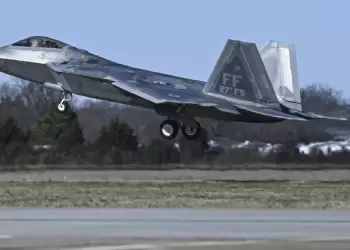 Το Πεντάγωνο αρνείται να αποκλείσει ότι τα αντικείμενα που πετούν πάνω από τις ΗΠΑ είναι εξωγήινοι