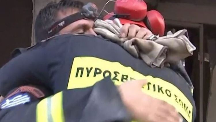 «efharisto Poli File» – Ο τίτλος της Hurriyet για τη βοήθεια της Ελλάδας