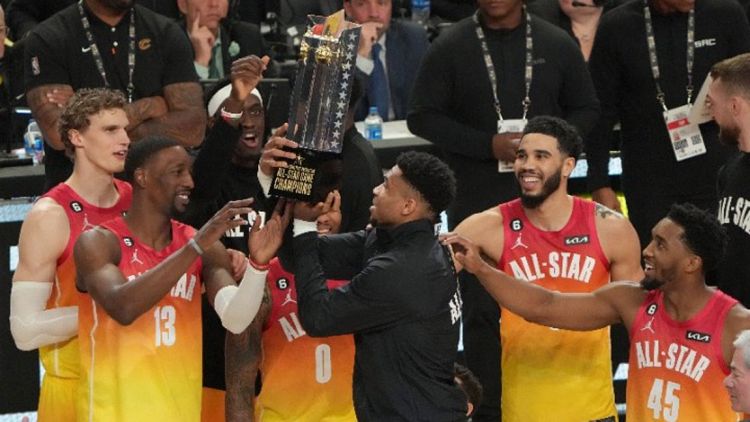 Nba – All Star Game: Όργια Τέιτουμ και νίκη για την ομάδα του Γιάννη Αντετοκούνμπο (184 175)