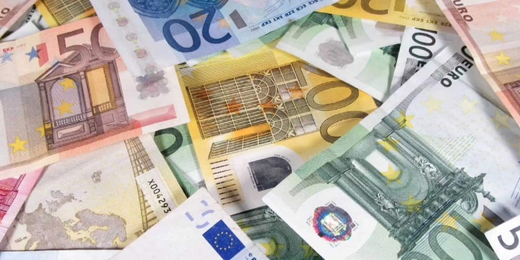 Απάτη Στην Καστοριά: Του Έκλεψαν 1.411 Ευρώ Χωρίς Να Καταλάβει Το Παραμικρό