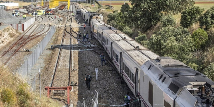 Ισπανία: Παραιτήθηκε Η Υφυπουργός Μεταφορών – Παρήγγειλαν Τρένα Που Δεν Χωρούσαν Στις Σήραγγες