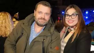 Ο Δήμος Αναστασιάδης «απογείωσε» τα Γρεβενά! – «Βούλιαξε» από κόσμο η κεντρική πλατεία Αιμιλιανού