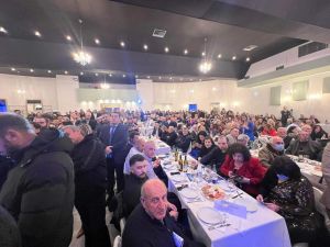 Ο Μάκης Βορίδης στην Κοζάνη: “Η ΝΔ θα επιτύχει αυτοδυναμία 100%". Ο Μάκης Βορίδης στην Κοζάνη: “Η ΝΔ θα επιτύχει αυτοδυναμία 100%”.