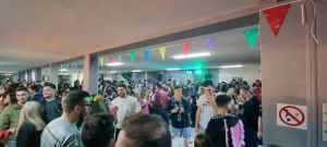 Ο Φανός του Πανεπιστημίου Δυτικής Μακεδονίας άναψε το βραδυ της Τρίτης