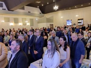 Οι μηχανικοί είναι μπροστά: «Κοπή πρωτοχρονιάτικης πίτας ΤΕΕ/ΤΔΜ» Οι μηχανικοί είναι μπροστά: «Κοπή πρωτοχρονιάτικης πίτας ΤΕΕ/ΤΔΜ»