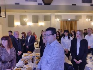 Οι μηχανικοί είναι μπροστά: «Κοπή πρωτοχρονιάτικης πίτας ΤΕΕ/ΤΔΜ» Οι μηχανικοί είναι μπροστά: «Κοπή πρωτοχρονιάτικης πίτας ΤΕΕ/ΤΔΜ»