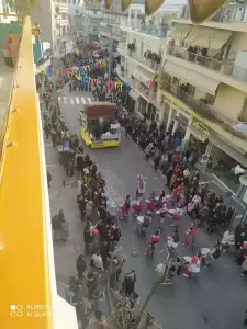 Σε παραδοσιακούς ρυθμούς πραγματοποιήθηκε η παρέλαση στην Κοζάνη