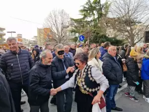 Σε παραδοσιακούς ρυθμούς πραγματοποιήθηκε η παρέλαση στην Κοζάνη