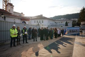 Στο Γενικό Νοσοκομείο Κοζάνης ο Κυριάκος Μητσοτάκης Στο Γενικό Νοσοκομείο Κοζάνης ο Κυριάκος Μητσοτάκης