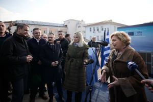 Στο Γενικό Νοσοκομείο Κοζάνης ο Κυριάκος Μητσοτάκης Στο Γενικό Νοσοκομείο Κοζάνης ο Κυριάκος Μητσοτάκης