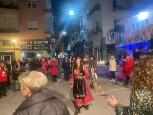 Ο Ποντιακός κύκλος της Κοζανίτικης Αποκριάς Το πρόγραμμα της Κοζανίτικης Αποκριάς συνεχίστηκε την Τετάρτη 22 Φεβρουαρίου