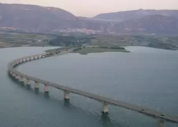 Δήμαρχος Βελβεντού μετά το κλείσιμο της Γέφυρας: Δεν έχουν συντηρηθεί ούτε οι εναλλακτικές διαδρομές Δήμαρχος Βελβεντού μετά το κλείσιμο της Γέφυρας: Δεν έχουν συντηρηθεί ούτε οι εναλλακτικές διαδρομές