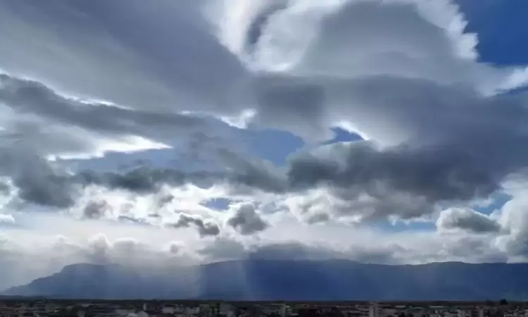 Ο Καιρός σήμερα: Γενικά αίθριος, με αραιές νεφώσεις