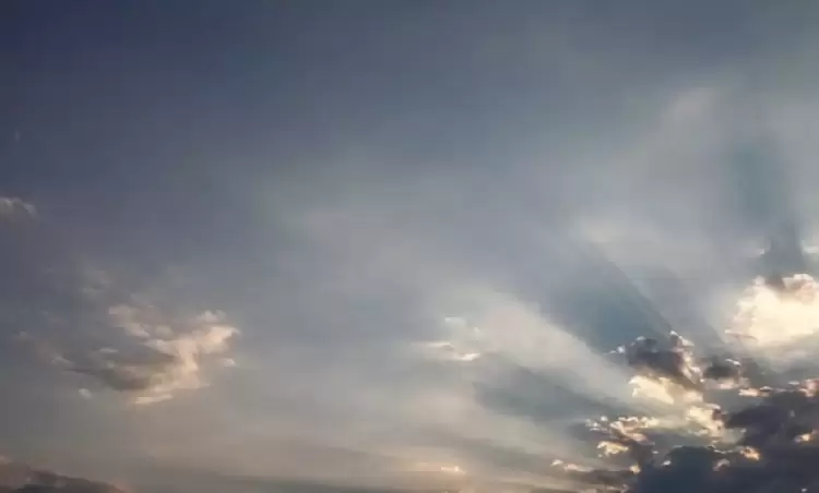 Ο Καιρός σήμερα: Συννεφιά με πιθανή βροχή από μεσημέρι και μετά