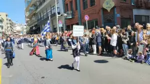 Κοζάνη - Καμάρι και περηφάνια στην παρέλαση της 25ης Μαρτίου Κοζάνη – Καμάρι και περηφάνια στην παρέλαση της 25 Μαρτίου