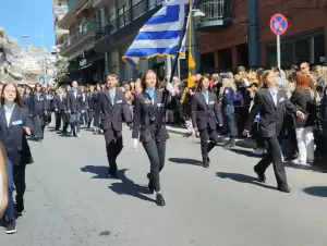 Κοζάνη - Καμάρι και περηφάνια στην παρέλαση της 25ης Μαρτίου Κοζάνη – Καμάρι και περηφάνια στην παρέλαση της 25 Μαρτίου