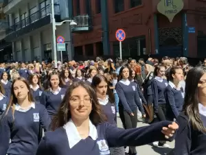 Κοζάνη - Καμάρι και περηφάνια στην παρέλαση της 25ης Μαρτίου Κοζάνη – Καμάρι και περηφάνια στην παρέλαση της 25 Μαρτίου