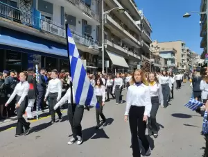 Κοζάνη - Καμάρι και περηφάνια στην παρέλαση της 25ης Μαρτίου Κοζάνη – Καμάρι και περηφάνια στην παρέλαση της 25 Μαρτίου