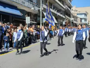 Κοζάνη - Καμάρι και περηφάνια στην παρέλαση της 25ης Μαρτίου Κοζάνη – Καμάρι και περηφάνια στην παρέλαση της 25 Μαρτίου