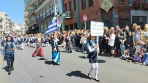 Κοζάνη - Καμάρι και περηφάνια στην παρέλαση της 25ης Μαρτίου Κοζάνη – Καμάρι και περηφάνια στην παρέλαση της 25 Μαρτίου