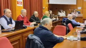 «Λουκέτο» για όλους… στην Υψηλή Γέφυρα Σερβίων