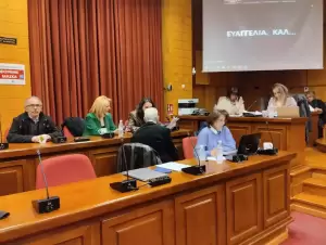 «Λουκέτο» για όλους… στην Υψηλή Γέφυρα Σερβίων