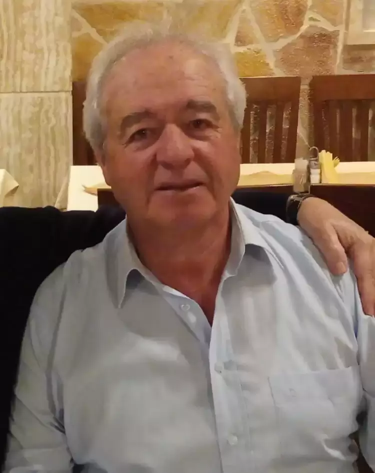 Μια κόντρα από τα παλιά, για χάρη της απομόνωσης. Μια κόντρα από τα παλιά, για χάρη της απομόνωσης.