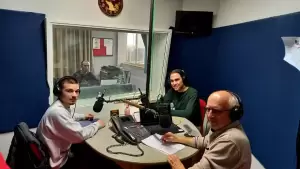 Οι νέοι διαβάζουν ποίηση